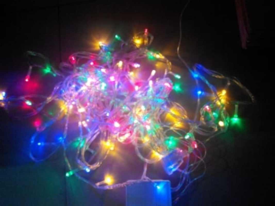 Detail Pohon Natal Lampu Nomer 31