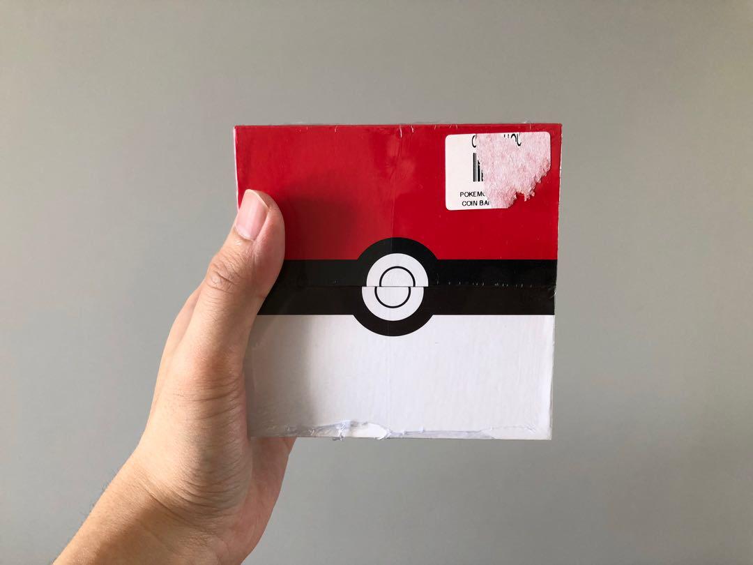 Detail Pokeball Piggy Bank Nomer 28