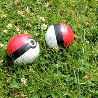 Download Pokeball Tennis Ball Nomer 10