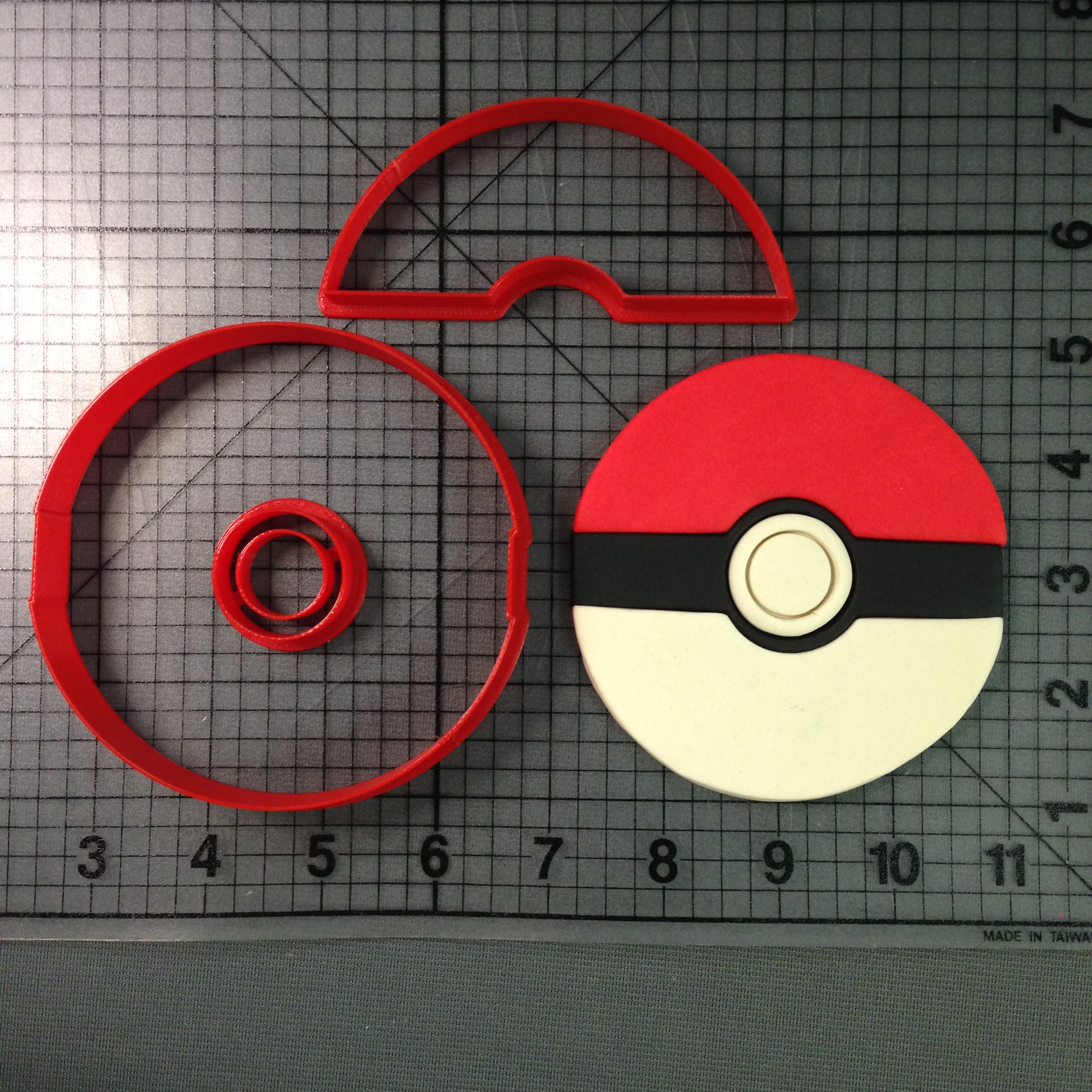 Detail Pokemon Ball Picture Nomer 24