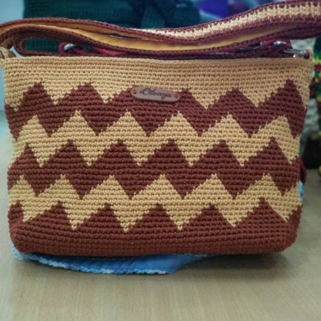 Detail Pola Tas Rajut Motif Zigzag Nomer 25