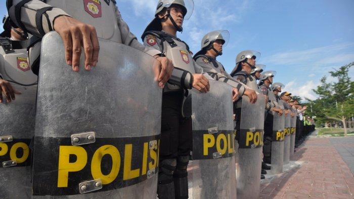 Detail Polisi Anti Huru Hara Nomer 37