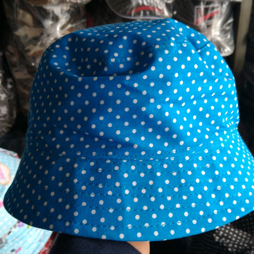 Detail Polkadot Biru Muda Nomer 41