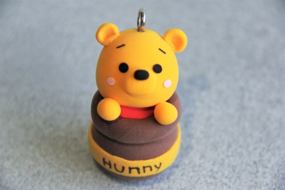 Detail Pooh Bear Keychain Nomer 4
