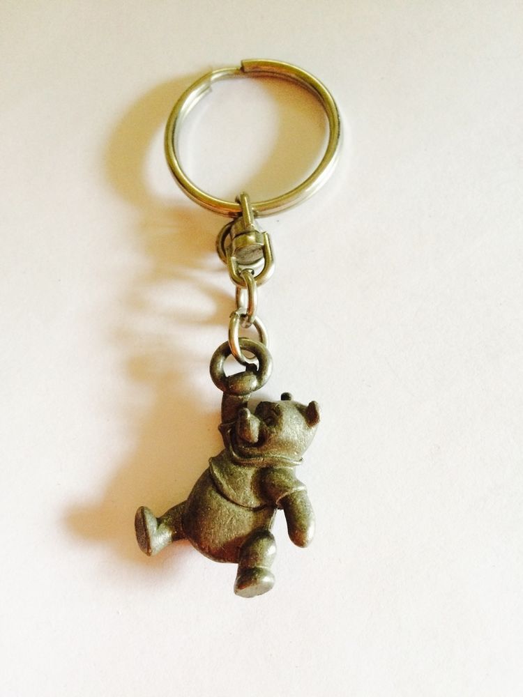 Detail Pooh Bear Keychain Nomer 56