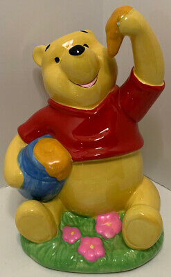 Detail Pooh Bear Piggy Bank Nomer 2