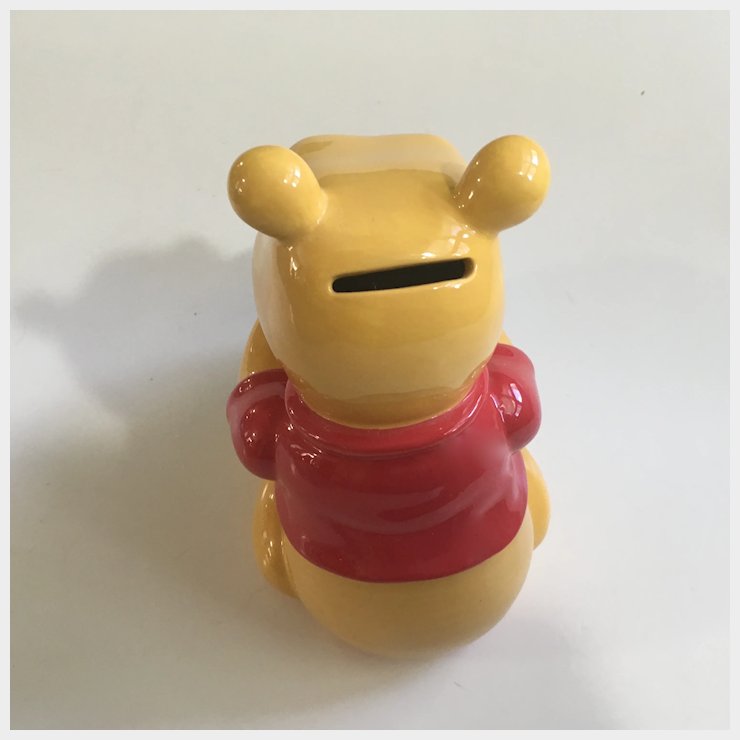 Detail Pooh Bear Piggy Bank Nomer 32