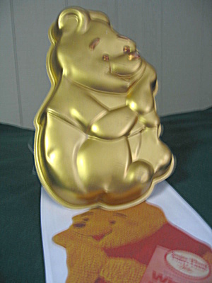 Detail Pooh Cake Pan Nomer 16