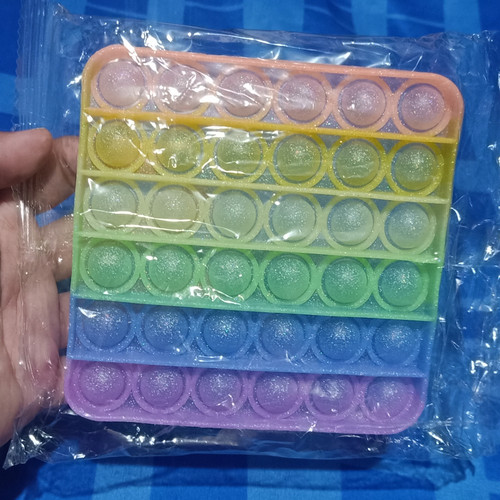 Detail Pop It Kotak Rainbow Nomer 25
