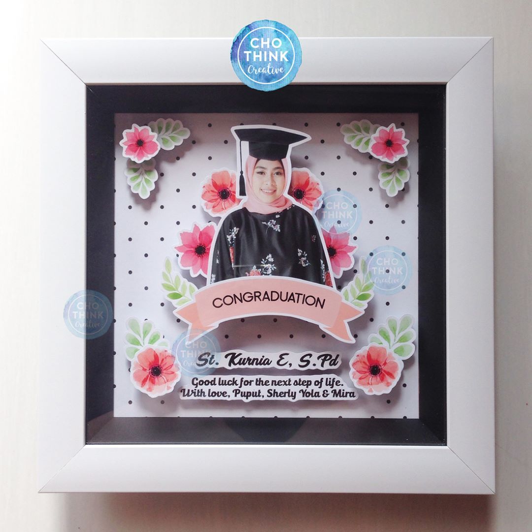 Pop Up Frame Wisuda - KibrisPDR
