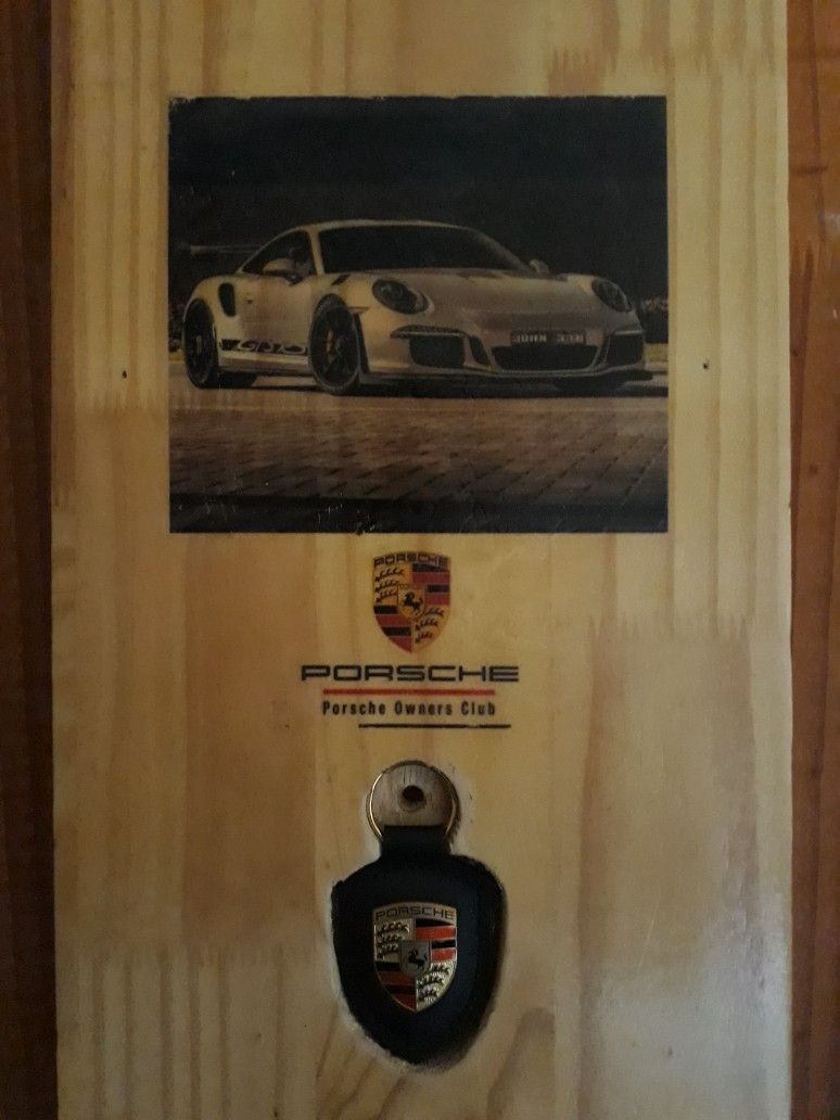 Detail Porsche Bottle Opener Nomer 47