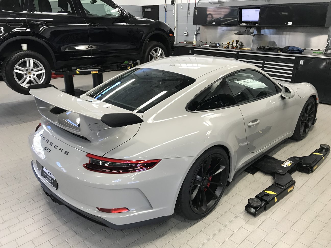 Porsche Chalk Color Code - KibrisPDR