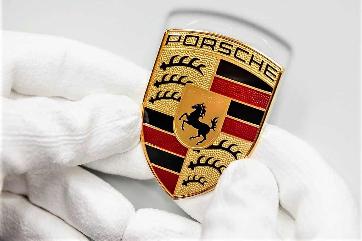 Detail Porsche Log Nomer 13