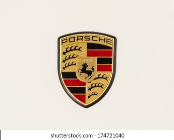 Detail Porsche Stuttgart Logo Nomer 15