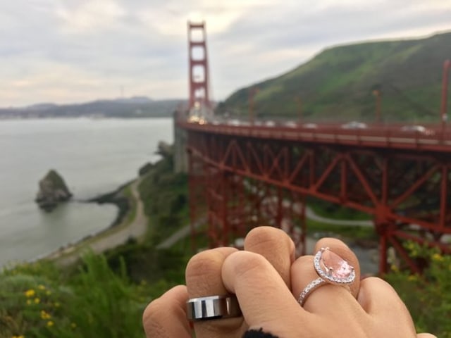 Detail Pose Cincin Tunangan Nomer 20