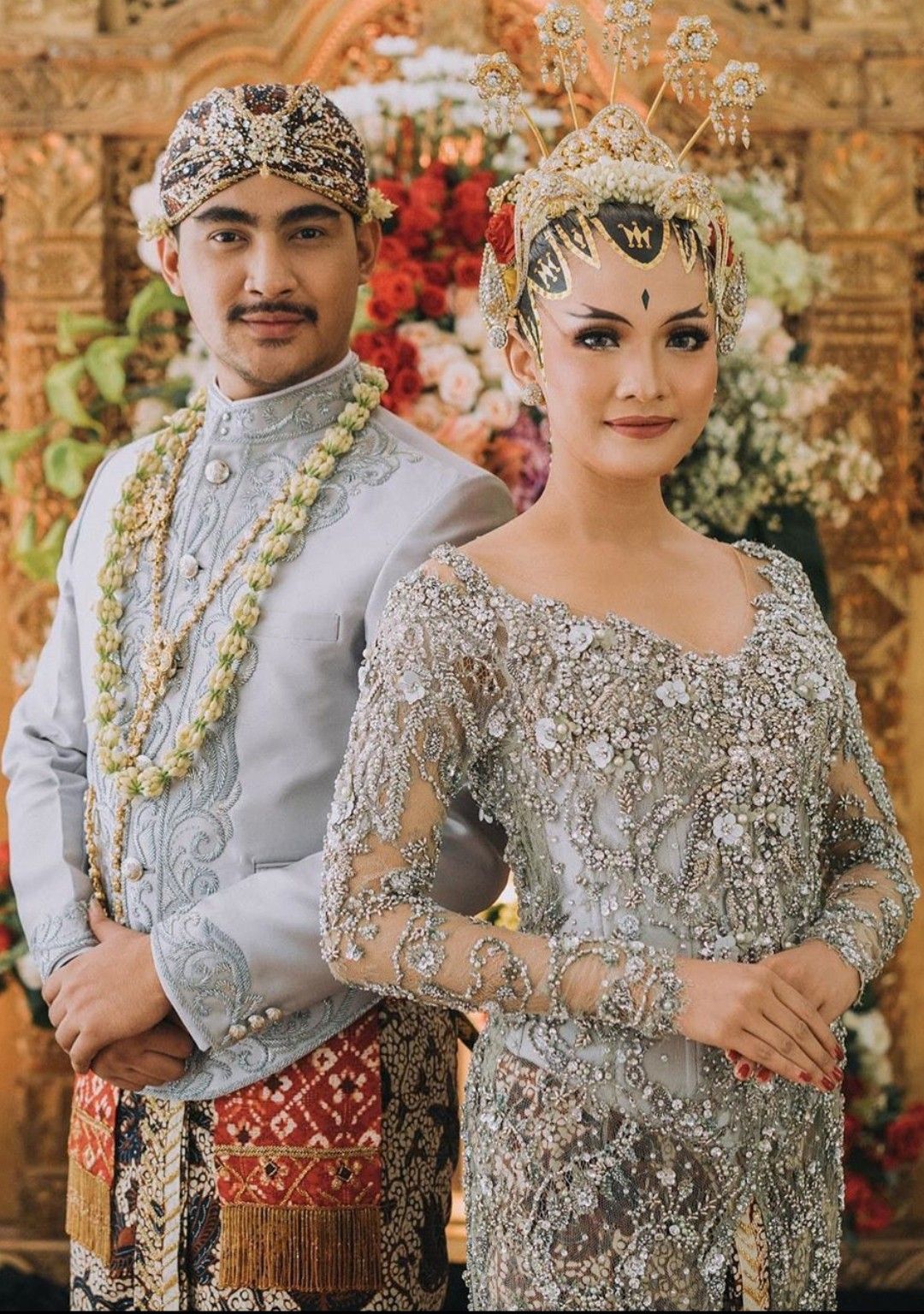 Detail Pose Foto Pengantin Modern Nomer 51