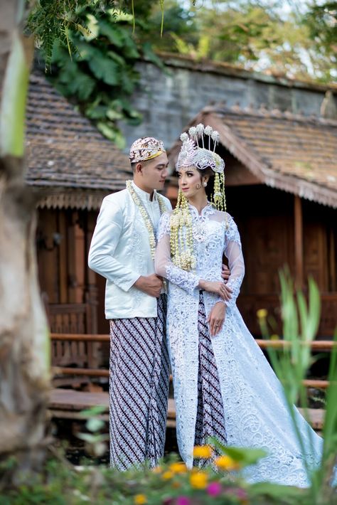 Pose Foto Pengantin Terbaik - KibrisPDR