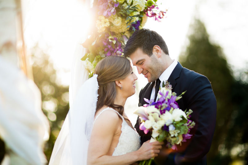 Detail Pose Foto Pengantin Terbaik Nomer 36