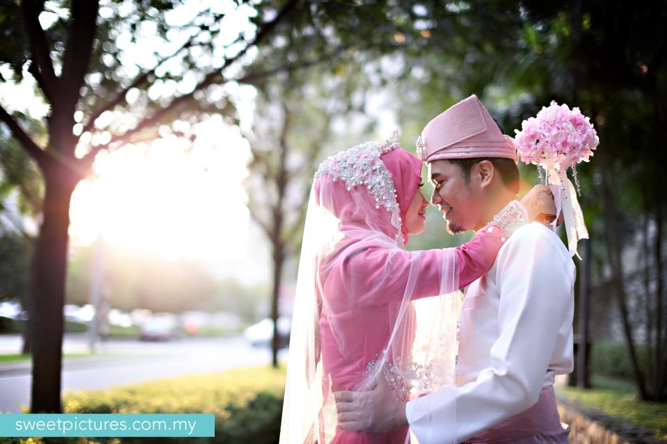 Detail Pose Foto Pengantin Terbaik Nomer 44