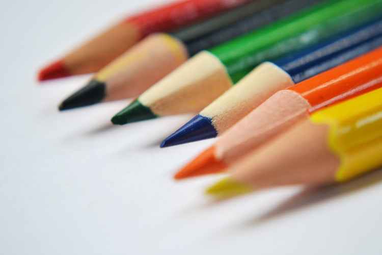 Detail Poster Gambar Crayon Nomer 41