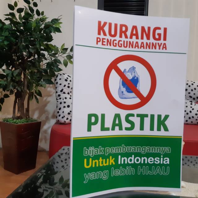 Detail Poster Mengurangi Sampah Plastik Nomer 37