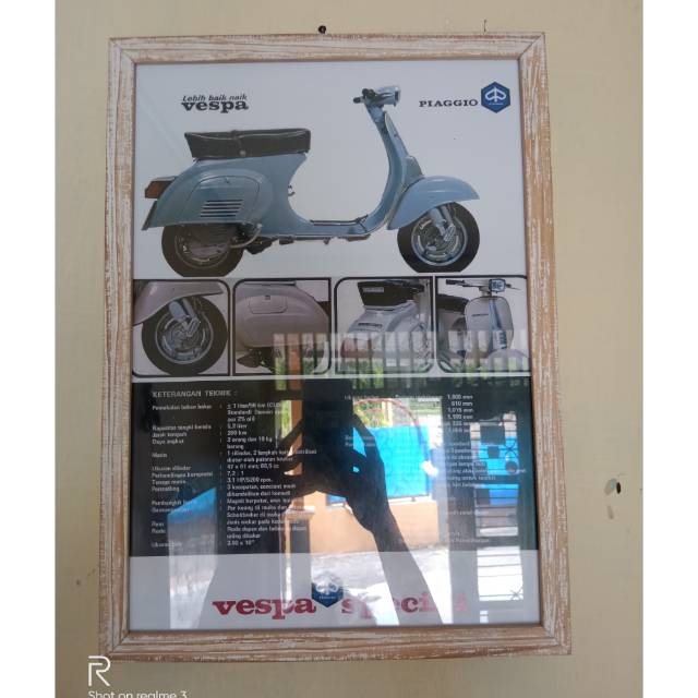 Detail Poster Vespa Jadul Nomer 51