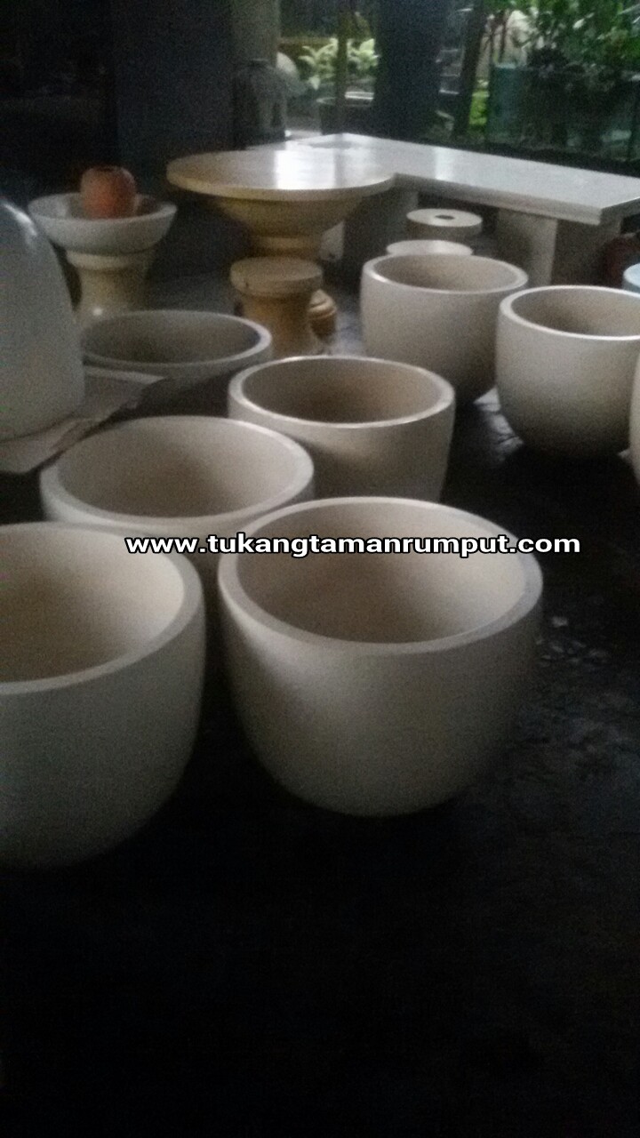 Detail Pot Bulat Minimalis Nomer 15