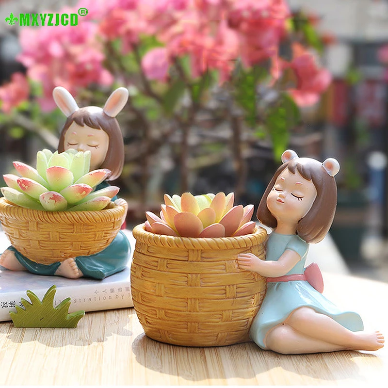 Detail Pot Bunga Karakter Nomer 24