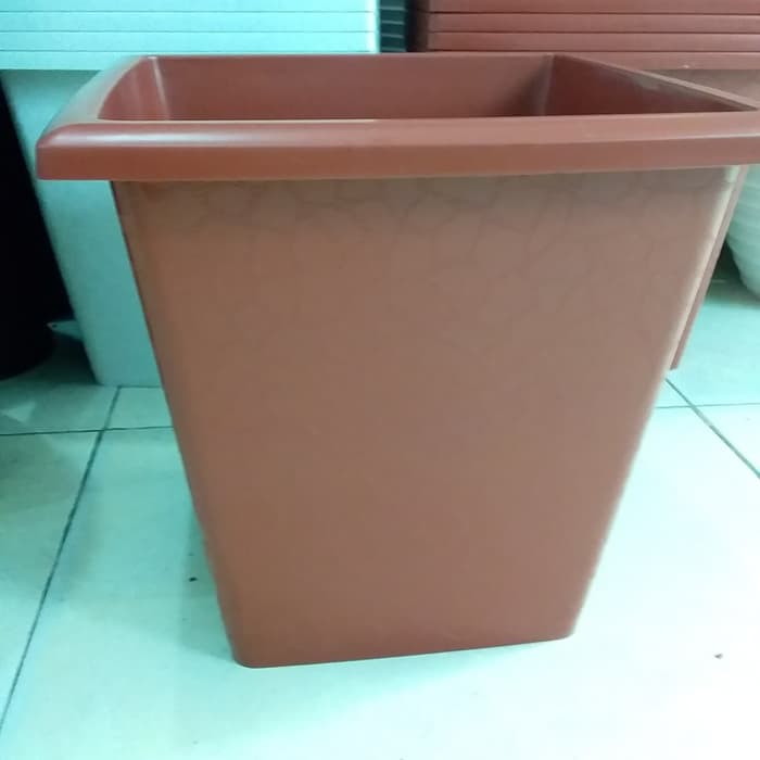 Detail Pot Bunga Kotak Tinggi Nomer 25