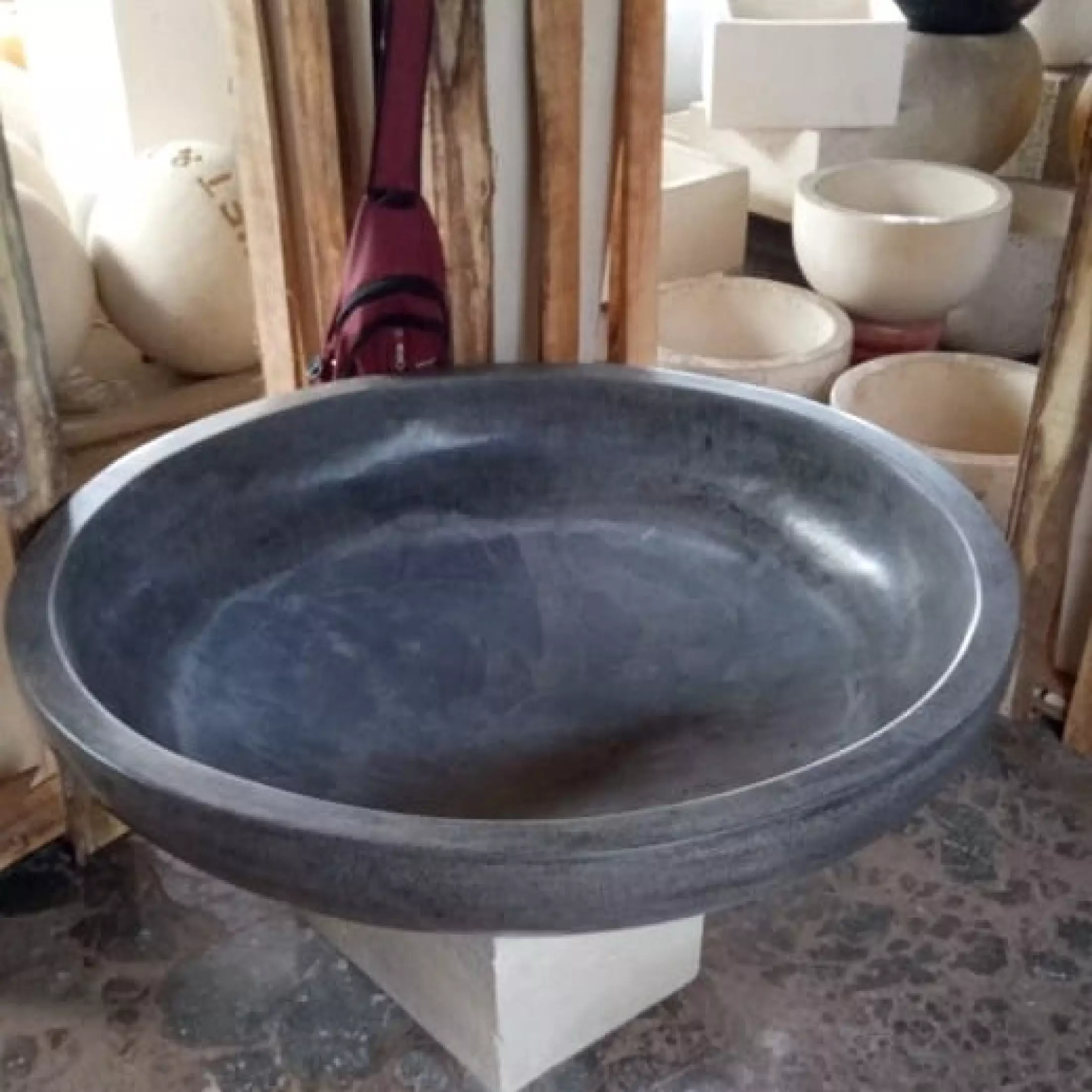 Detail Pot Bunga Teratai Nomer 8