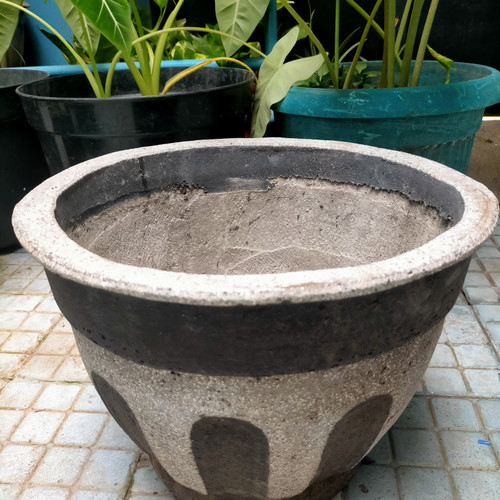 Detail Pot Dari Batu Nomer 18