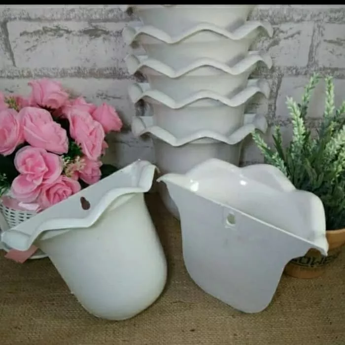 Detail Pot Dinding Minimalis Nomer 48