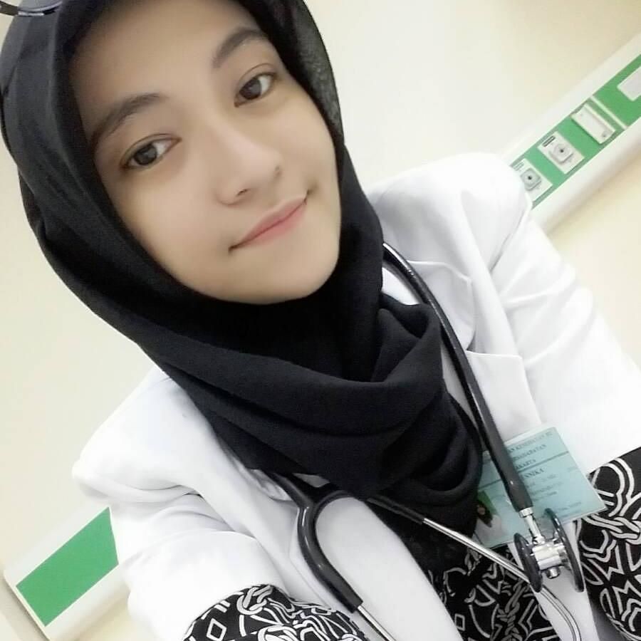 Detail Poto Dokter Cantik Nomer 22