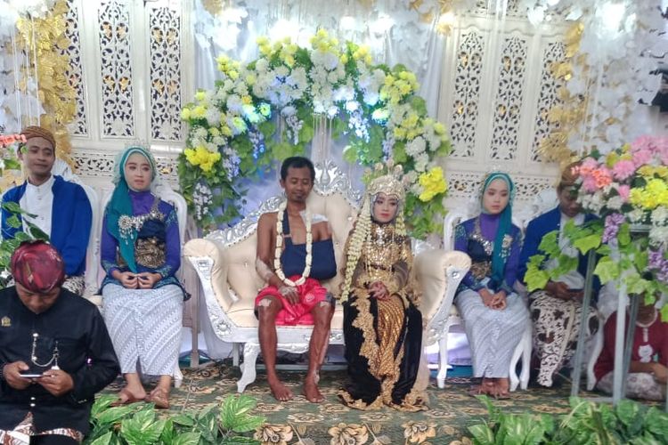 Detail Poto Orang Nikah Nomer 31