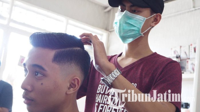 Detail Potong Rambut Barber Nomer 37