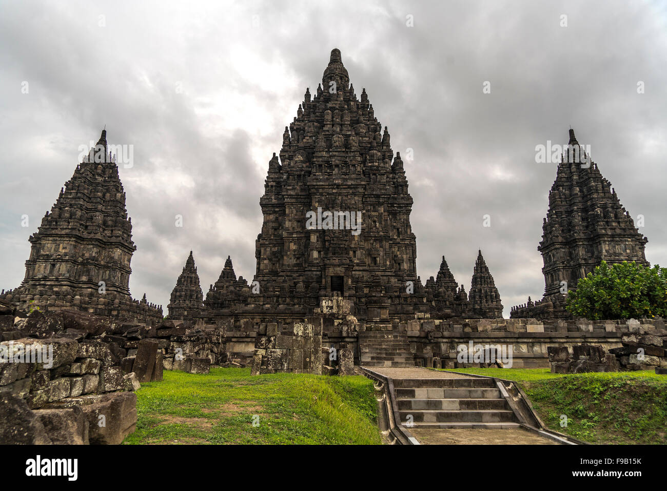 Detail Prambanan Wallpaper Nomer 39