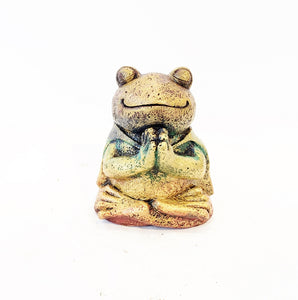 Detail Praying Frog Statue Nomer 42