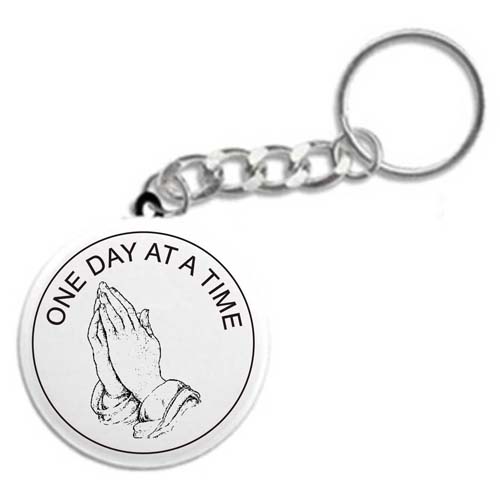 Detail Praying Hands Keychain Nomer 3