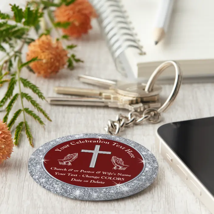 Detail Praying Hands Keychain Nomer 24