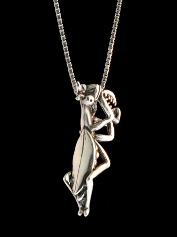 Detail Praying Mantis Necklace Nomer 14