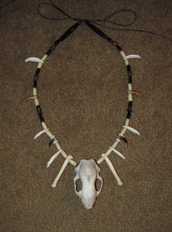 Detail Predator Skull Necklace Nomer 14