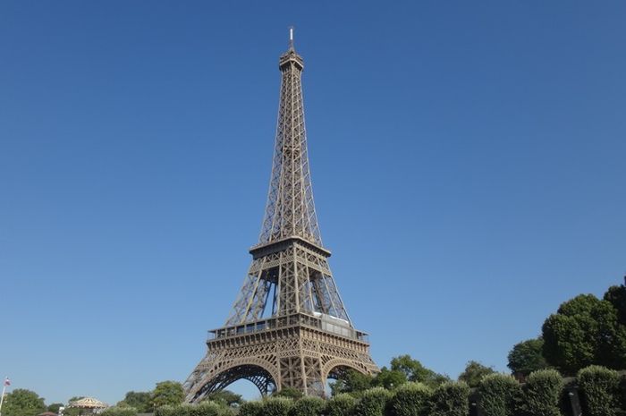 Detail Profil Menara Eiffel Nomer 9