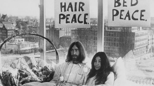 Detail Puisi Cinta John Lennon Nomer 20