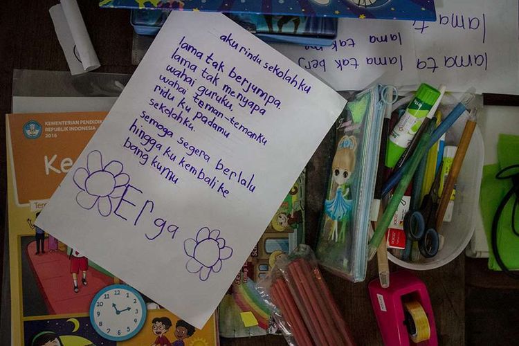 Detail Puisi Dengan Tema Sekolah Nomer 43