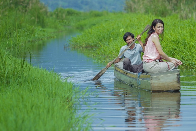 Detail Puisi Di Film Hujan Bulan Juni Nomer 48