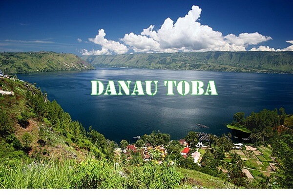 Detail Puisi Keindahan Danau Toba Nomer 31