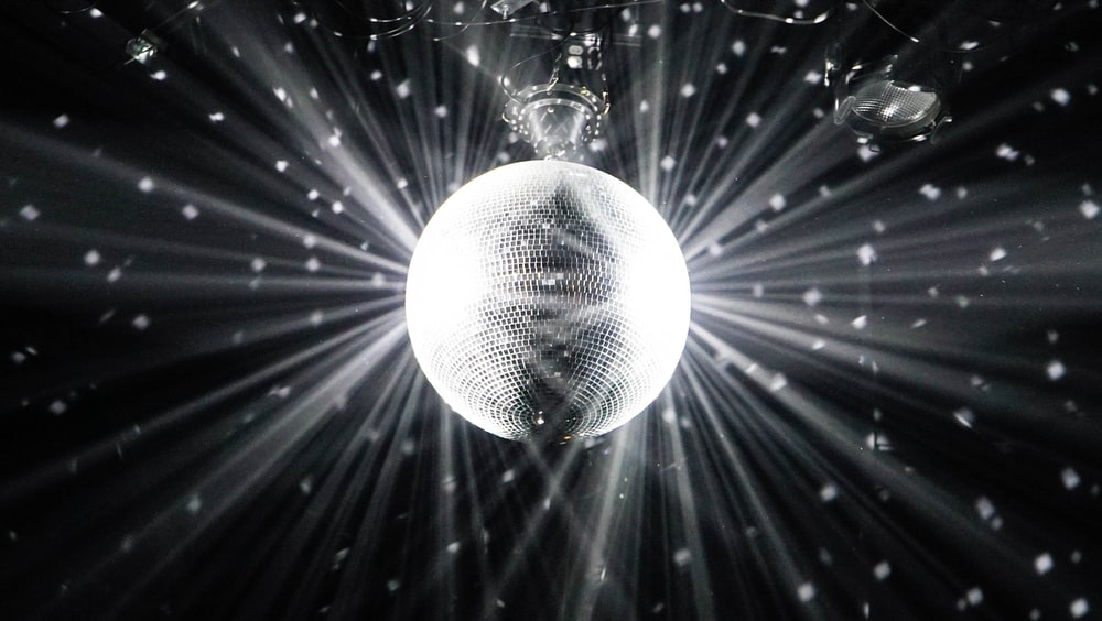 Detail Disco Ball Image Free Nomer 9