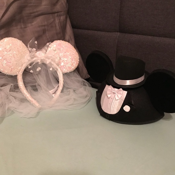 Detail Disney Bride And Groom Ears Nomer 47