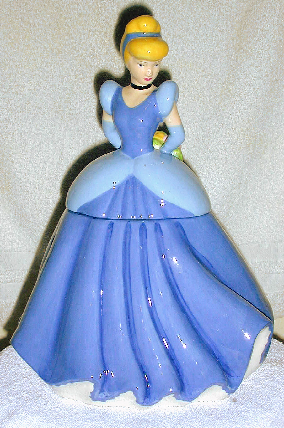 Detail Disney Cinderella Cookie Jar Nomer 2