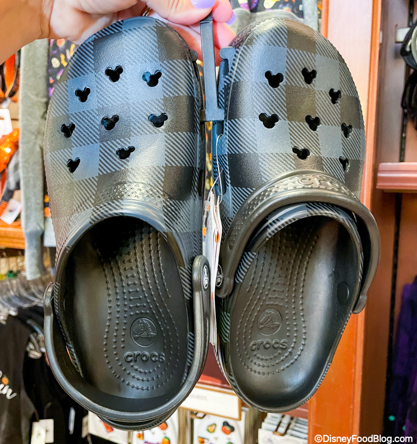 Detail Disney Halloween Crocs 2020 Nomer 12